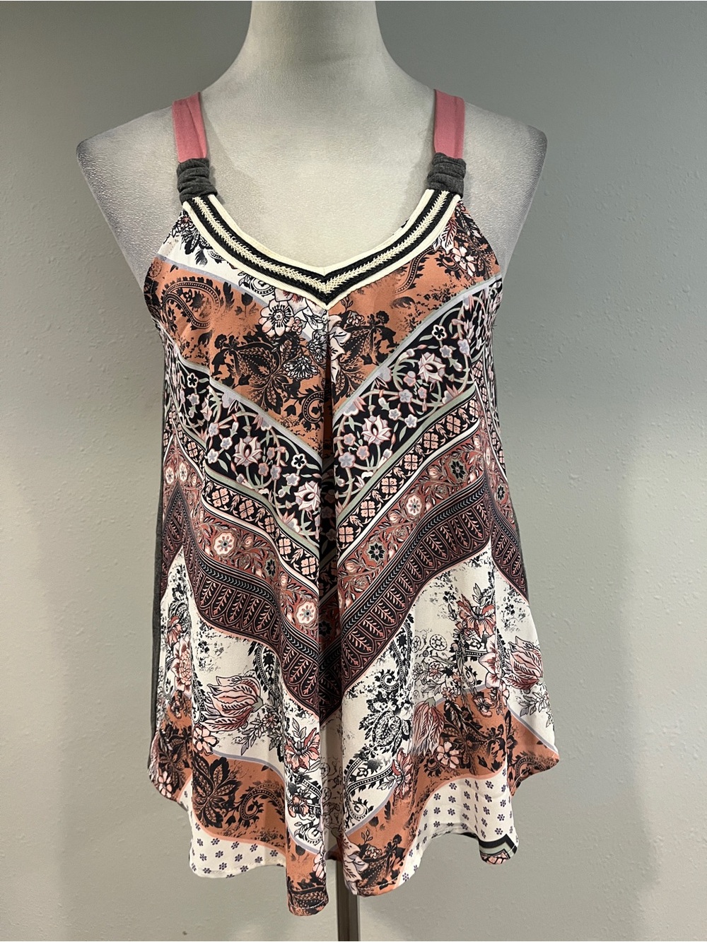 Rewind Peach Floral Paisley V-Neck Tank bohemian style